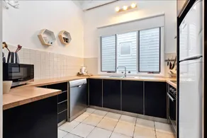 Whiskey Flat 2 - Image 4