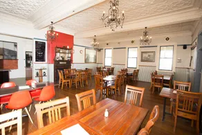 Australian Hotel Grafton - Image 5