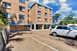 Triview, Unit 10/1 Mitchell Street - Image 5