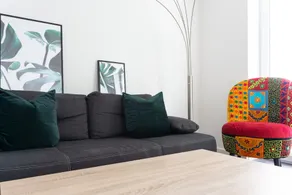 Living 28 - Image 5