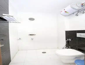 Hotel Joy by OYO Rooms - Image 2