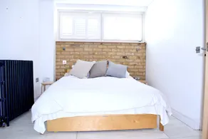 Beautiful 1 Bedroom House in East London - Image 5