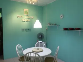 The Lurve House - Image 4