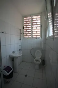 Bulldog Hostel & Club - Image 3