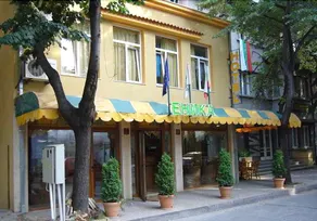 Enika - Image 1