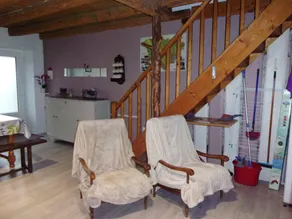 Maison charmante à Valprivas avec jardin privé. - Image 2