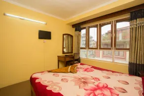 Hotel Red Panda - Image 3