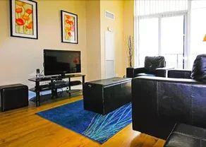 Red Maple Suites - Image 5