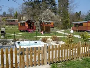 Camping Domaine Provencal - Roulottes - Image 4