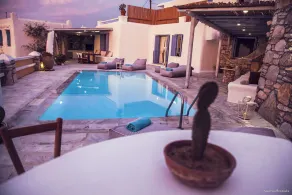 Mykonos Hippy Luxury - Image 4