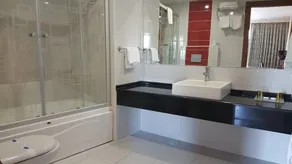 Cakici Hotel - Image 4