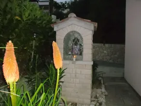 2 bedrooms appartement at Banjol 300 m away from the beach with sea view enclosed garden and wifi - Image 2