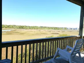 The White - 3 Br Home - Image 2