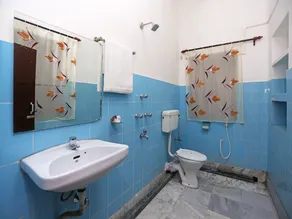 Hotel East West - Image 5