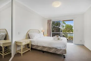 Kings Mariner Apt 7 - Image 3
