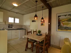 Holiday Home With Covered Terrace at the Edge of the Parc Regional du Morvan - Image 5