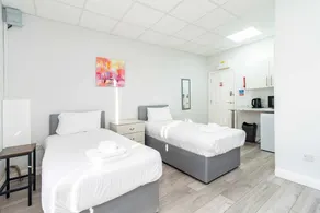 Hucknall Short Stays - Image 3