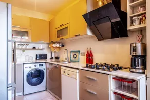 Vibrant Flat in Atasehir With Central Location - Image 2