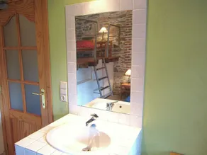 Lovely Holiday Home in Treignes With Garden - Image 4