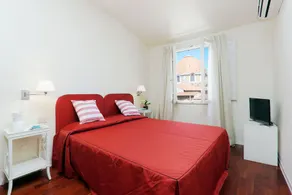 Duomo Guesthouse My Extra Home - Image 3