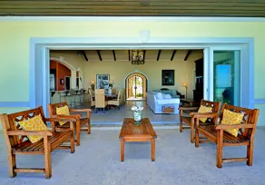 La Mouette Cable Beach Bahamian Villa - Image 5