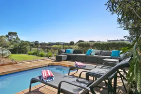 Fabulous Home With Swimming Pool - Image 5
