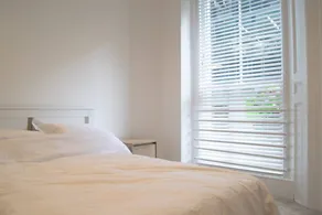 Central and Spacious City of London Apartment - Image 3