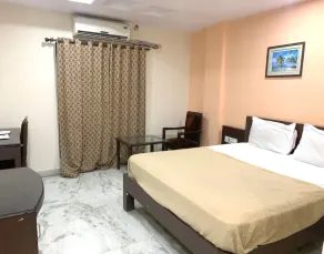 Hotel Bramha - Image 4
