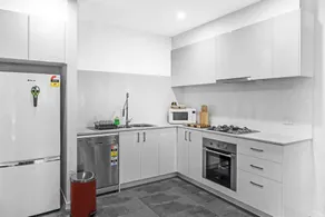 Woody lifestyle one bedroom apartment - Image 4