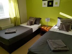 Kestrel Court - 2 Bedroom Home - Image 5