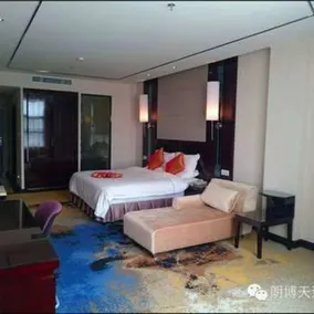 Lang Bo Hotel - Image 2