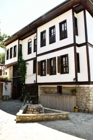 Yedekcioglu Konak - Image 4