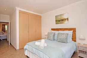 10 Sunrise Beach - Image 3