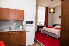 Domus Apartments - Image 2