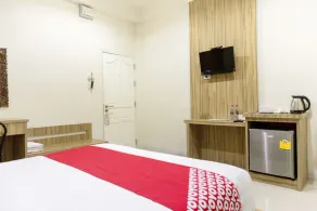 OYO 800 Orbit Key Hotel - Image 3