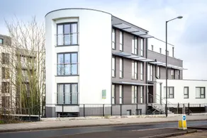 Elliot Oliver - Executive 2 Bedroom Garden Apartment - Image 3