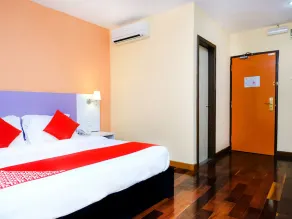 Super Oyo 546 Grand City Hotel - Image 3