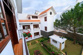 Dona Villa - Image 4