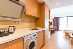 Erhai Bay Holiday Hotel - Image 2