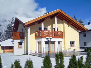 Heidi Rieden in Rieden - Image 3