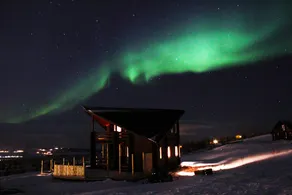 Akureyri Log Cabin - Image 5