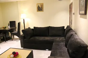 De Santiago Milan Hotel and Suites - Image 4