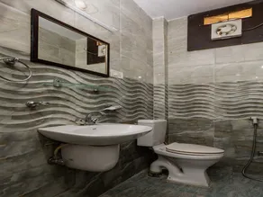 OYO 30094 Swistar Guest House - Image 2