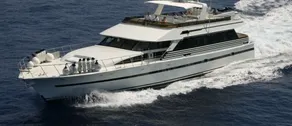 Saint Tropez Luxury Yacht - Image 3