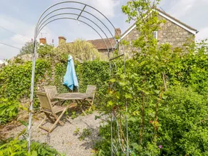 Pilgrims Cottage - Image 2