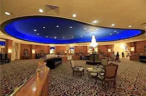 Castle Beach Club Apartments - Image 2