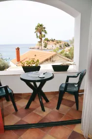 Secret Garden Apartments - Image 2