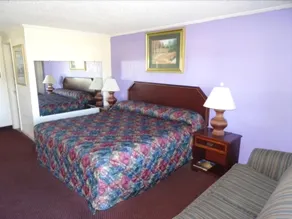 Cavalier Motel - Image 4