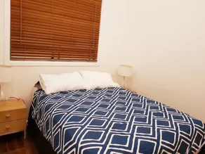 Darling Harbour Cozy 1 Bedroom Apartment - Image 2