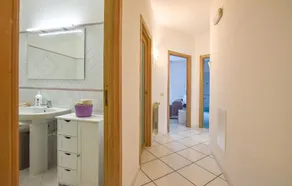 Nice Apartment in Ischia With 3 Bedrooms and Wifi - Image 2